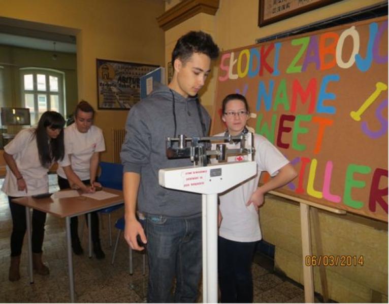 Uczniowie LO w Paczkowie  promuj zdrowy styl ycia