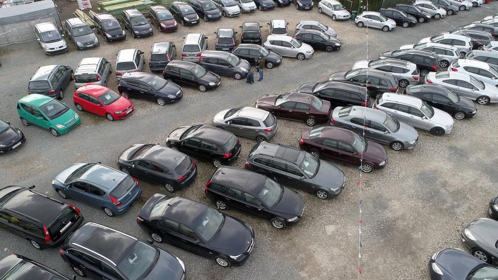 Rekordowy grudzie na rynku aut uywanych. Mediana ceny wyniosa 23.900 zotych – najwicej w caym 2021 roku